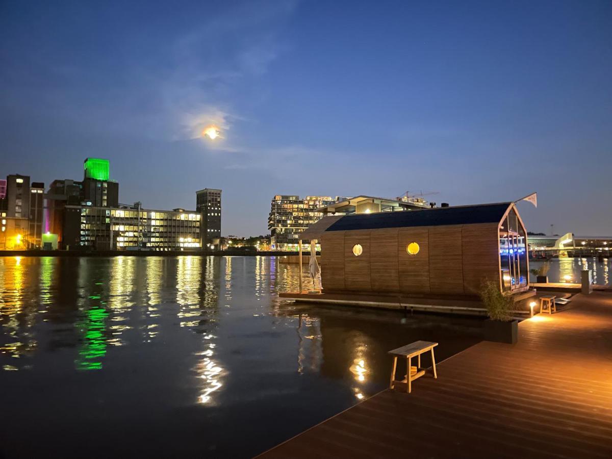 Wikkelboat Nr1 At Floating Rotterdam Rijnhaven Villa Exterior photo